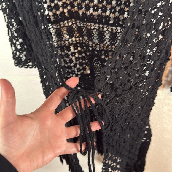 Origami by Vivien Black Floral Crochet Long Line Kimono Cardigan Size Medium - Picture 2 of 7